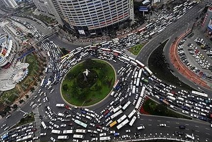 traffic-circle-from-hell